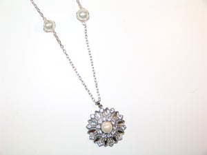 Image of Pearl Jewel Ornate Necklace