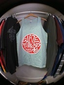 Image of "Surf Dot" Sea-foam Tank