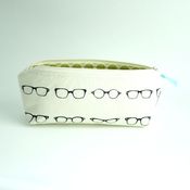 Image of pencil pouch - glasses