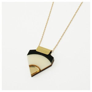 Image of Sun Point Necklace - Cream