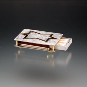 Image of Matchbox holder with Star