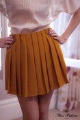 Image of Twist & Shout Shorts (mustard)