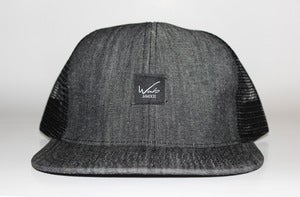 Image of Easy Script Mesh Back in Charcoal