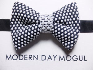 Image of Noir et Blanc - Choice of Color
