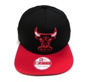 Image of CHICAGO BULLS "SUPER VELCRO" NEW ERA STRAPBACK