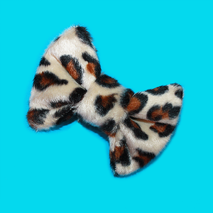 Image of Micro Mini Leopard Hair Bow