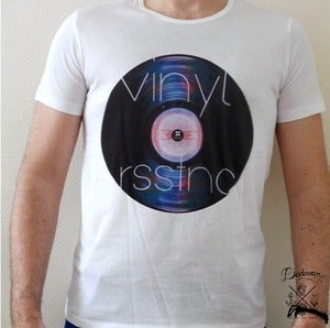 Image of T-shirt Vinyl Resistance