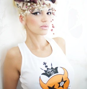 Image of "OHMYGOSSIP COUTURE" SCOOP-NECK TANK "CLASSIC" color: White