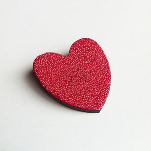 Image of Mini Heart Brooch - Fuschia