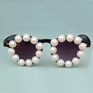Image of Pearly Flower Customized Sunglasses