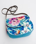Image of the hawaii bag. (a)