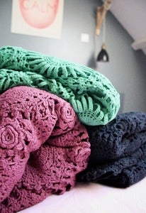 Image of Couvre lit en crochet teint 