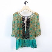 Image of blocked peasant top