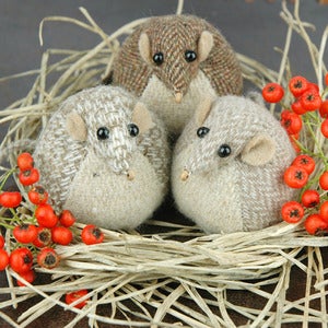 Image of Harvest Mouse Paperweight