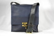 Image of the VERTICAL satchel - Blue temples
