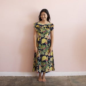 Image of vintage 1930s Mango & Papaya silk dress
