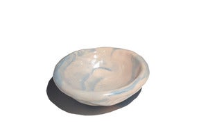 Image of MARBLED COLLECTION / PINCH POT in nude//