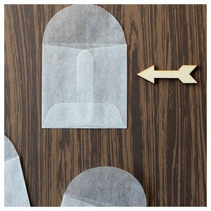 Image of glassine envelope-small