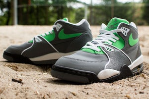 Image of Nike - Air Flight 89 (grey/ green)