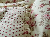 Image of Tanya Red Roses And Red Dot Single Frilled Eiderdown