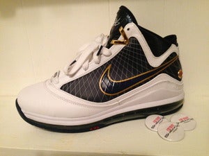 Image of Nike Air Max LeBron VII (7) "Olympic" "Pre Owned" 