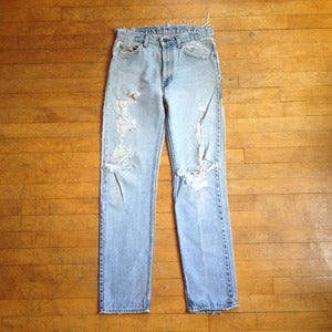 Distressed Levis Grunge Jeans