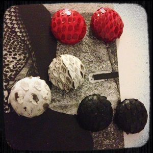 Image of Sliver Python Earrings