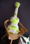 Image of Coussin-doudou Ukulélé * "Ginkgo"
