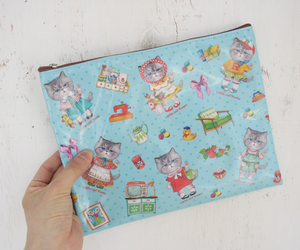 Image of Uncle cat pouch L -Rumi