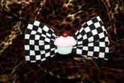Image of Race Car Cupake!