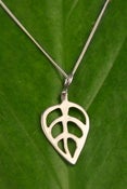 Image of Leaf Necklace Small