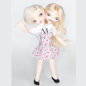 Image of Twiggy & Gwen