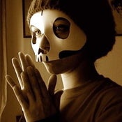 Image of Tre allegri ragazzi morti - Maschera