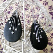 Image of poppy drops earrings