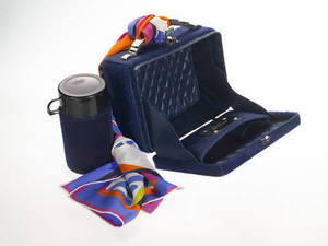 Image of Navy Lunchbox