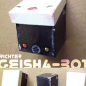 Image of Square Geisha-Bot