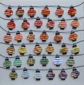 Image of Lanterns in the breeze - 50x50cm