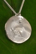 Image of Silver Medallion Necklace Leaf, Growth