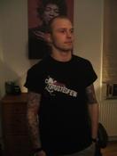 Image of TF Tee "Chains and posters"