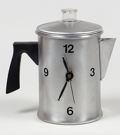 Kahve Zamanı Tasarım masa saatleri                       Tasarım : Julie Zeelander Design (Clocksandpots) 