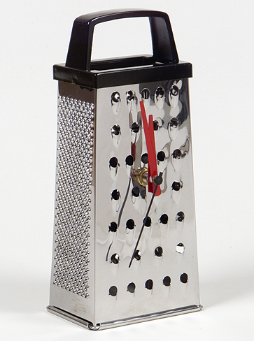 Rende  tasarımlı masa saati                Tasarım : Julie Zeelander Design (Clocksandpots)