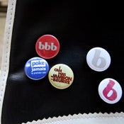 Image of Set de 5 badges BBB