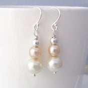 Image of Pearls Drop