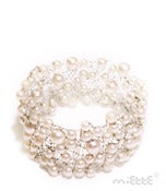 Image of pearl bracelet