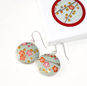 Image of Earrings - Japanese Paper Chiyogami - Daisy