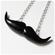 Image of Collier La Moustache 