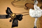 Image of Cameo Lady