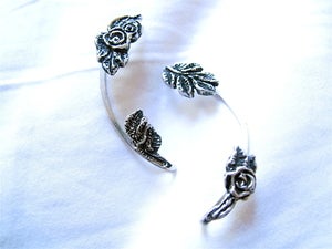 Image of Rhodeus Ear Cuff Silver