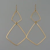 Image of TS402, Hammered Stretched diamond shaped hoops