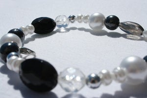 Image of Tiara Pearls - Black